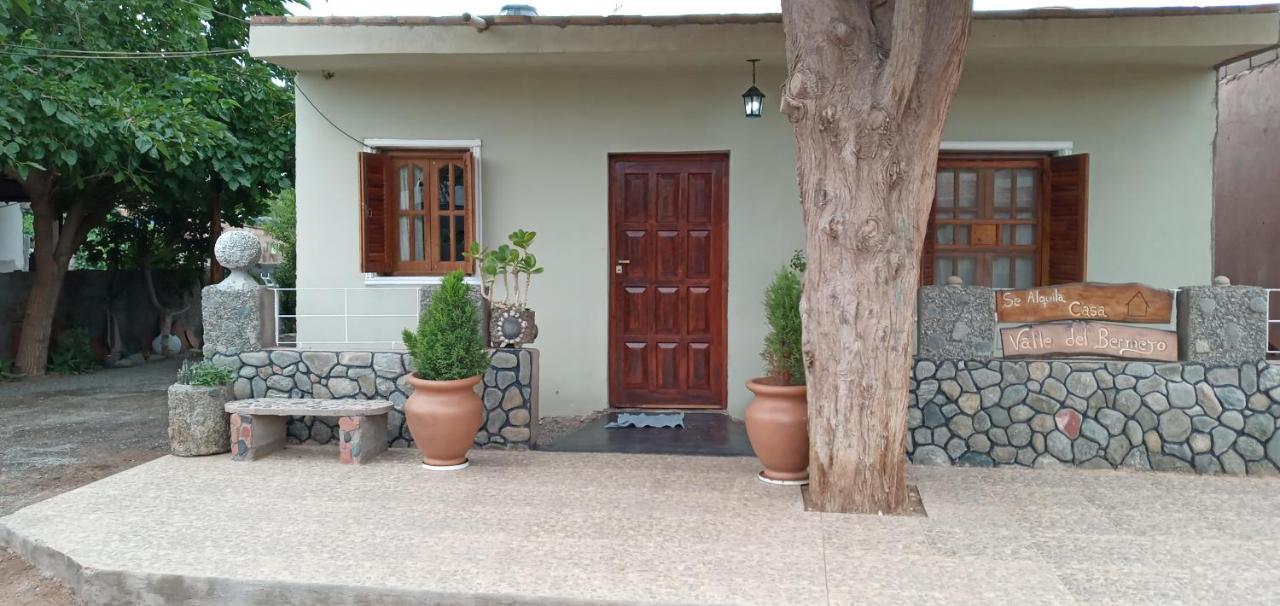 Casa Y Departamentos Valle Del Bermejo Villa Union  Esterno foto